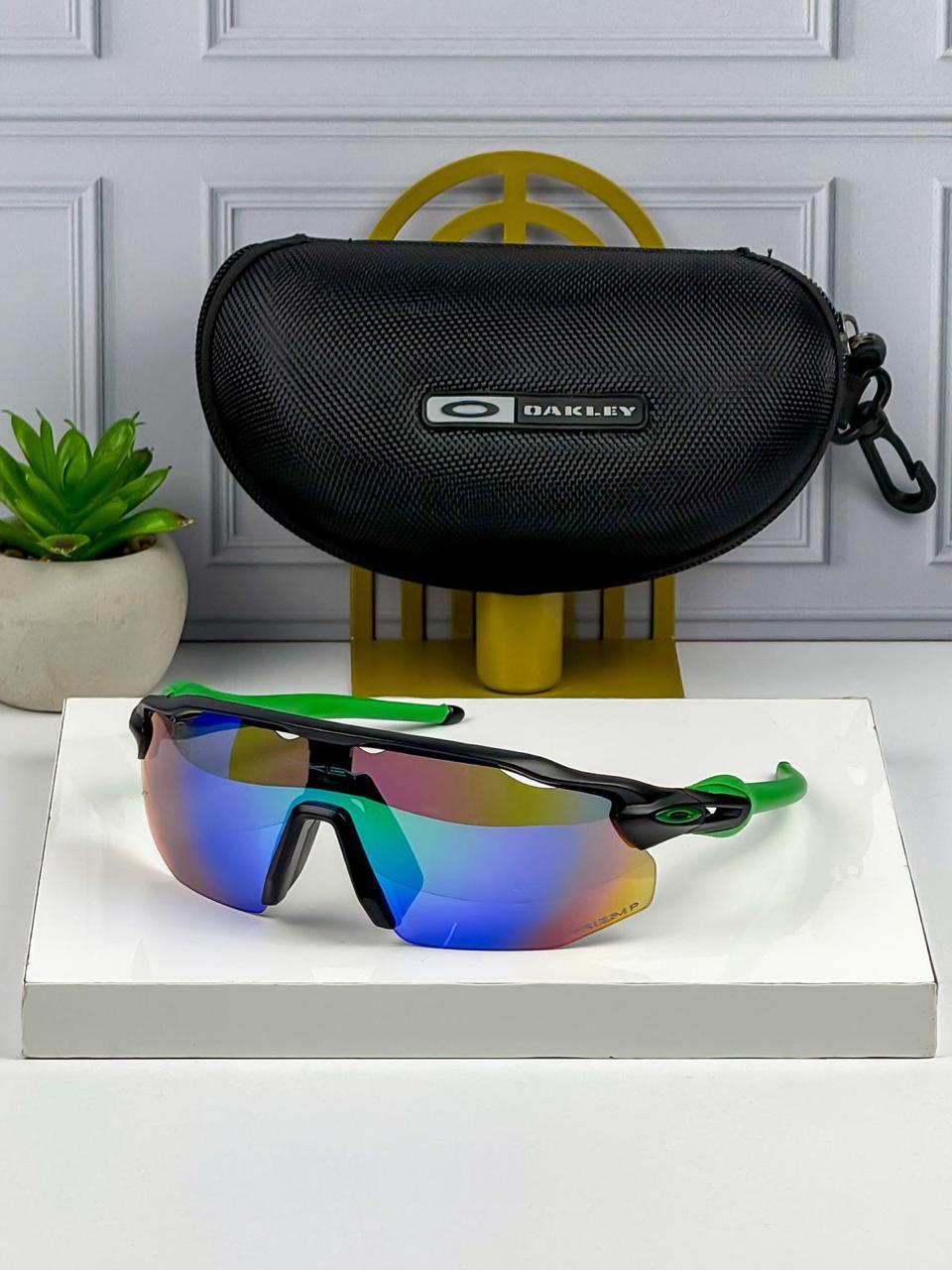 Oakley Radar EV