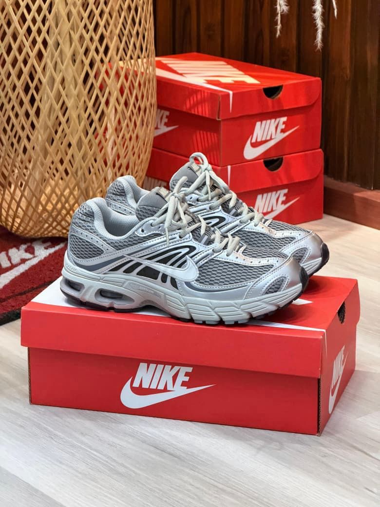 Nike Tailwind