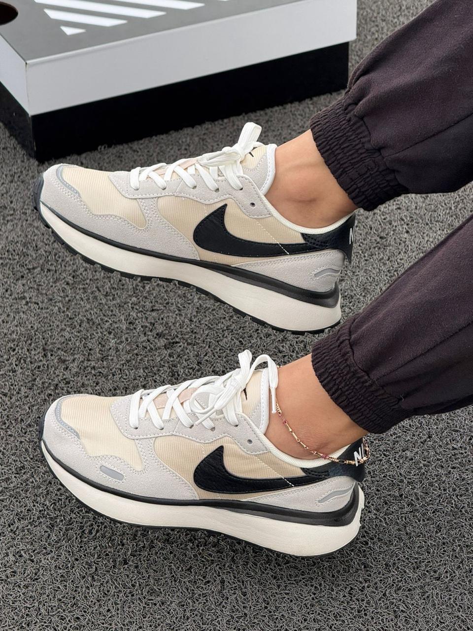 Nike Waffle