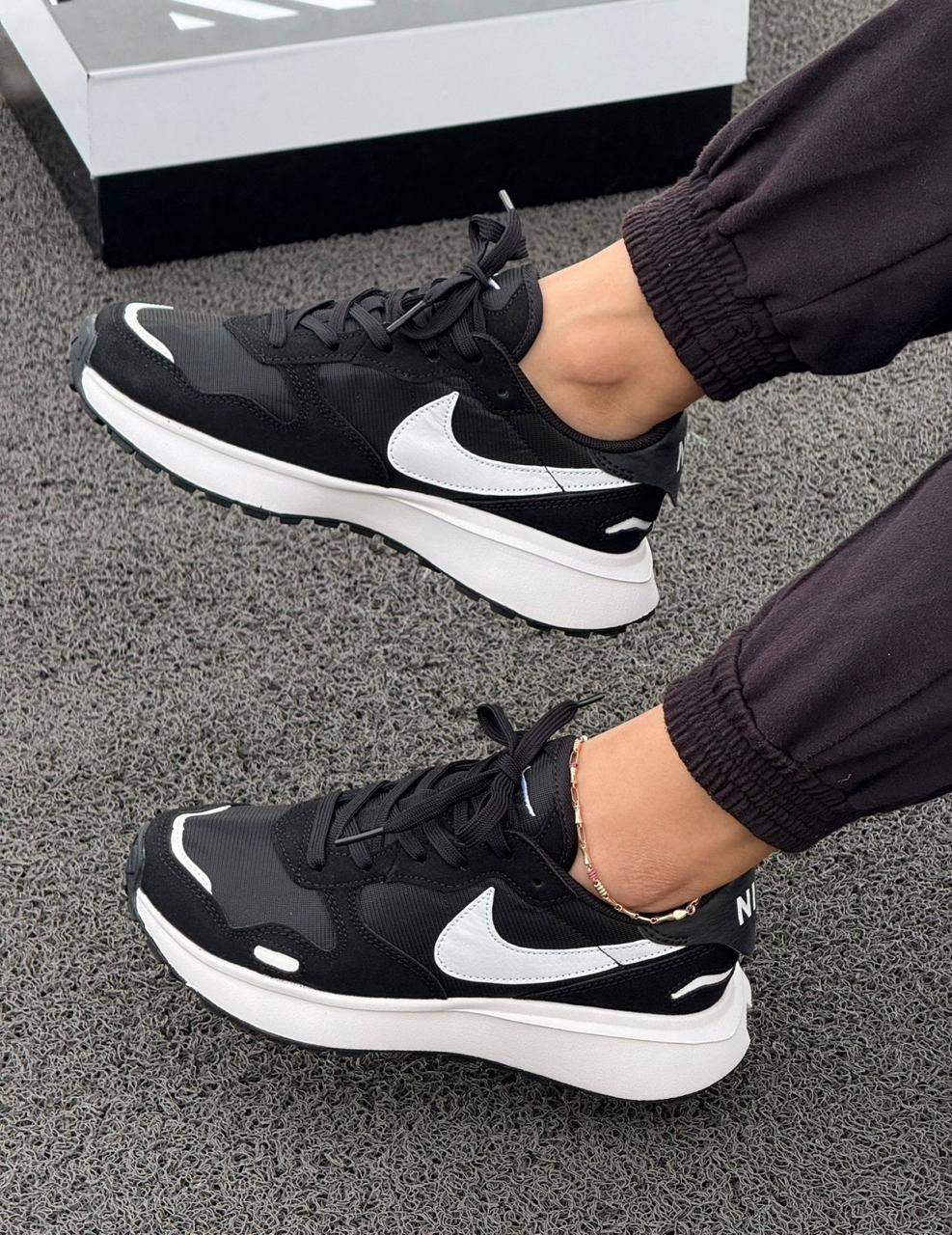 Nike Waffle
