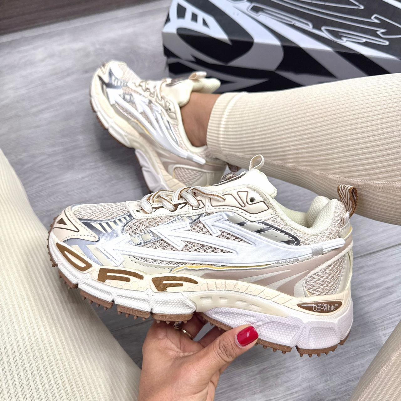 Off-White Off-White