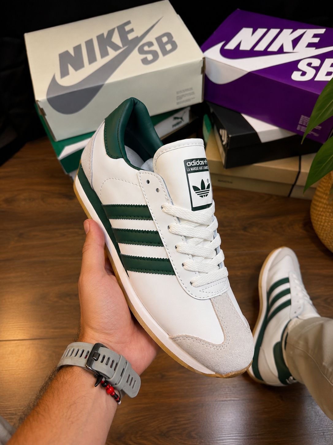 Adidas Country