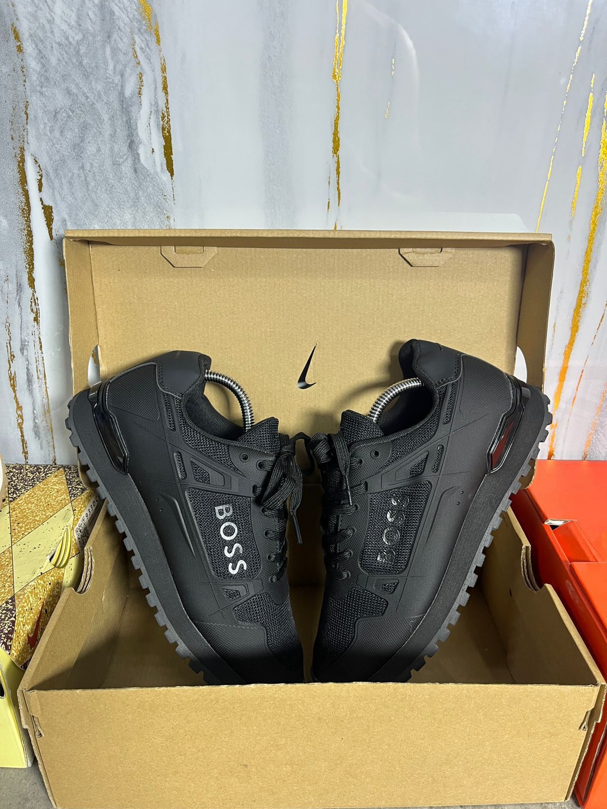 Hugo Boss Tracker