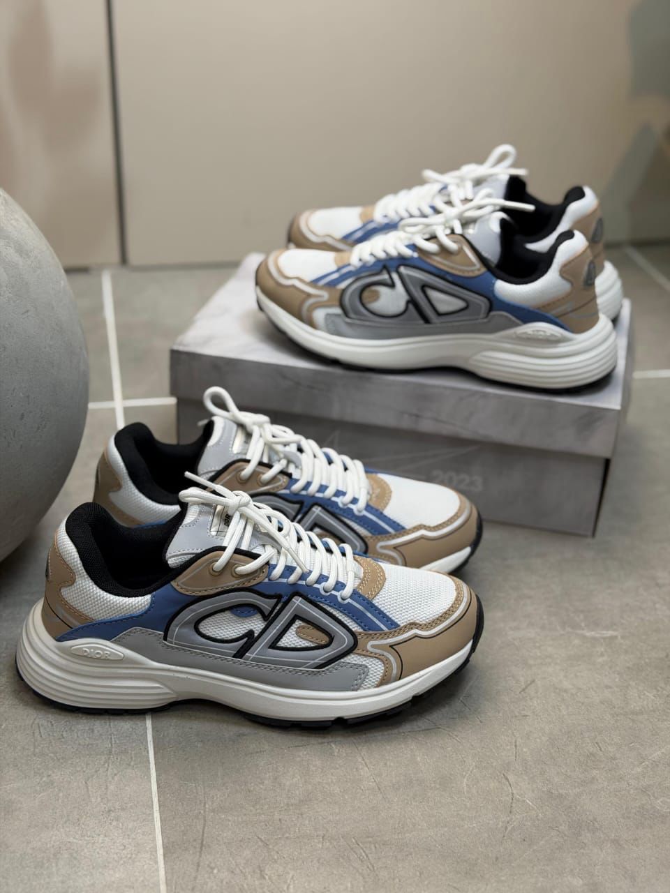 Dior B30