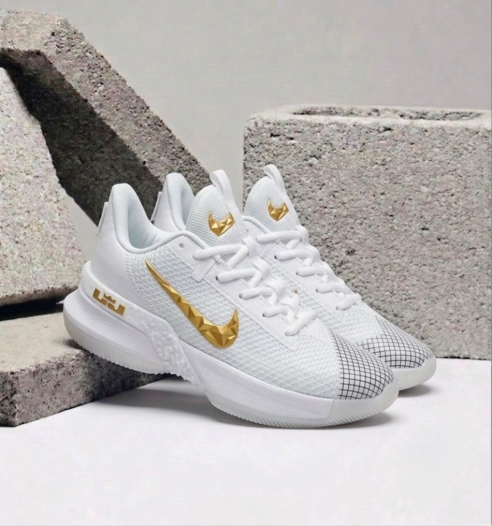 Nike LeBron
